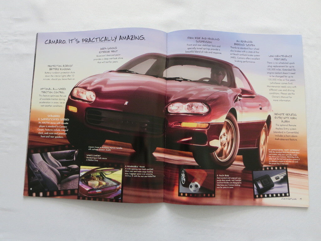 2001 Chevrolet Camaro Sales Brochure Catalog Z28 Coupe Convertible 
