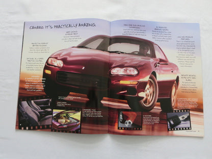 2001 Chevrolet Camaro Sales Brochure Catalog Z28 Coupe Convertible 