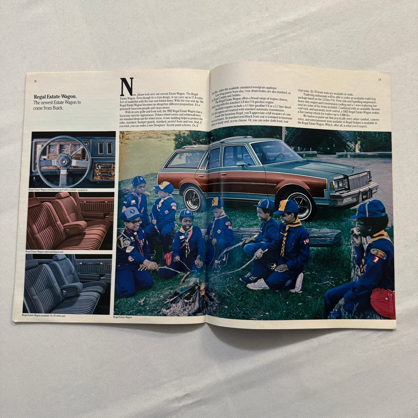1982 Buick Car Sales Brochure Catalog Riviera Electra LeSabre Regal Skylark