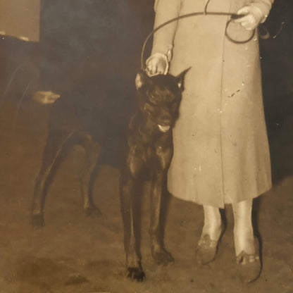Vintage Press Photo Photograph Wife of Czechoslovakia Diplomat Daughter Dog Show