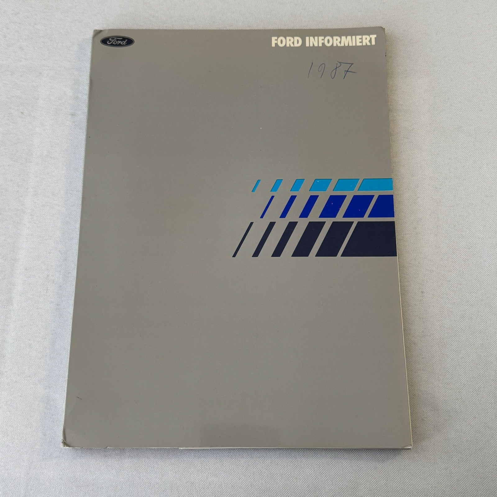 1987 Ford Sierra Cosworth XR4Ti Racing Team Press Kit Photos GERMAN