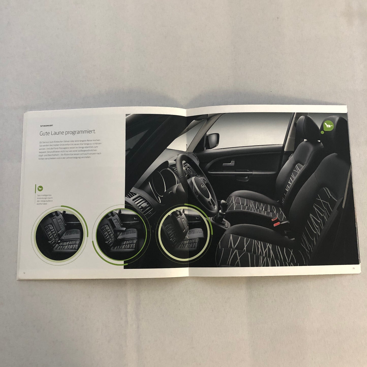 2011 Kia Venga Car Sales Brochure Catalog with Price List GERMAN Market