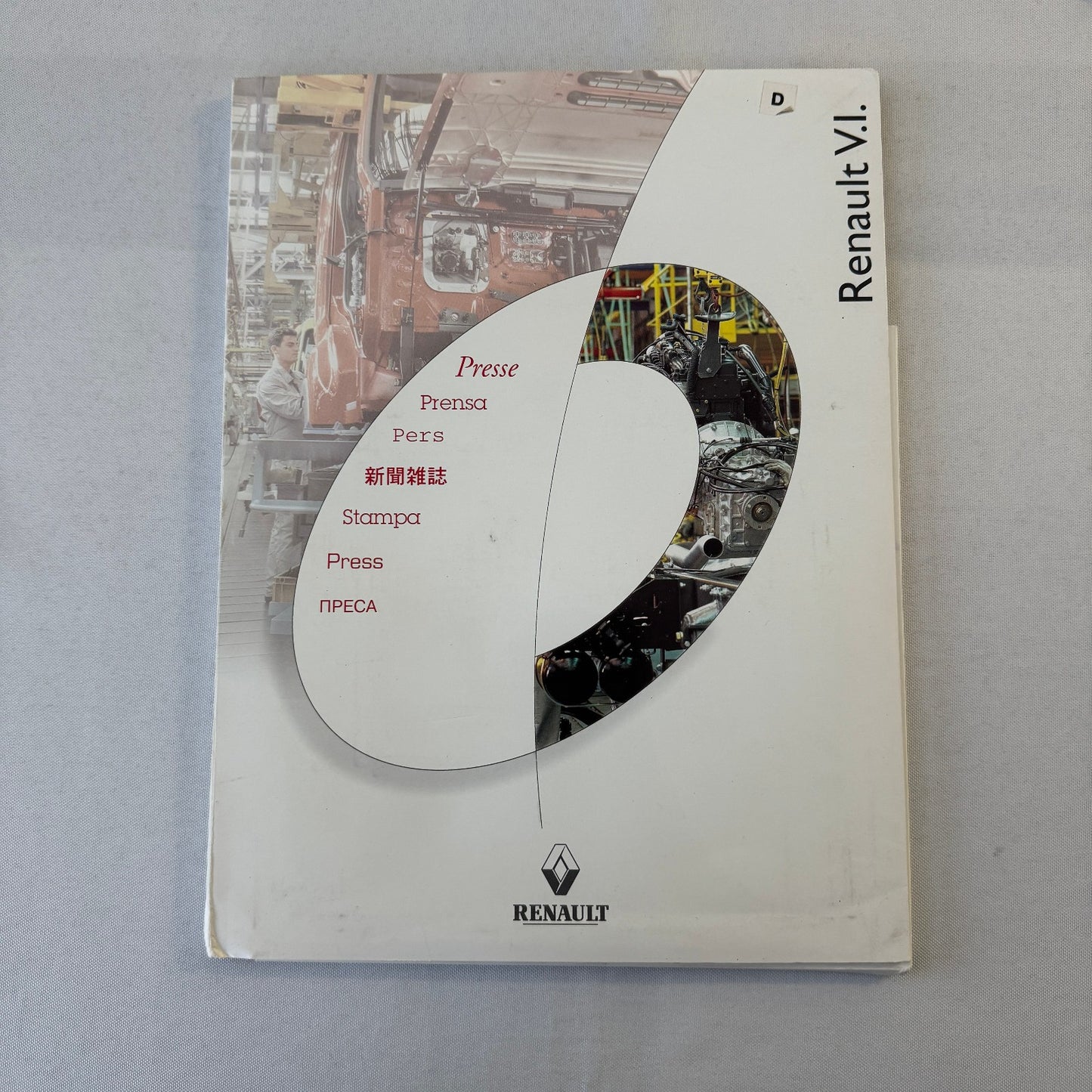 2000 Renault Truck Press Kit Magnum Midlum Dakar Rally Mascott Photos GERMAN