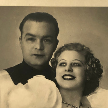 Circus Knife Act Perfomer Photo Photograph Print Gibson & Co German Vintage