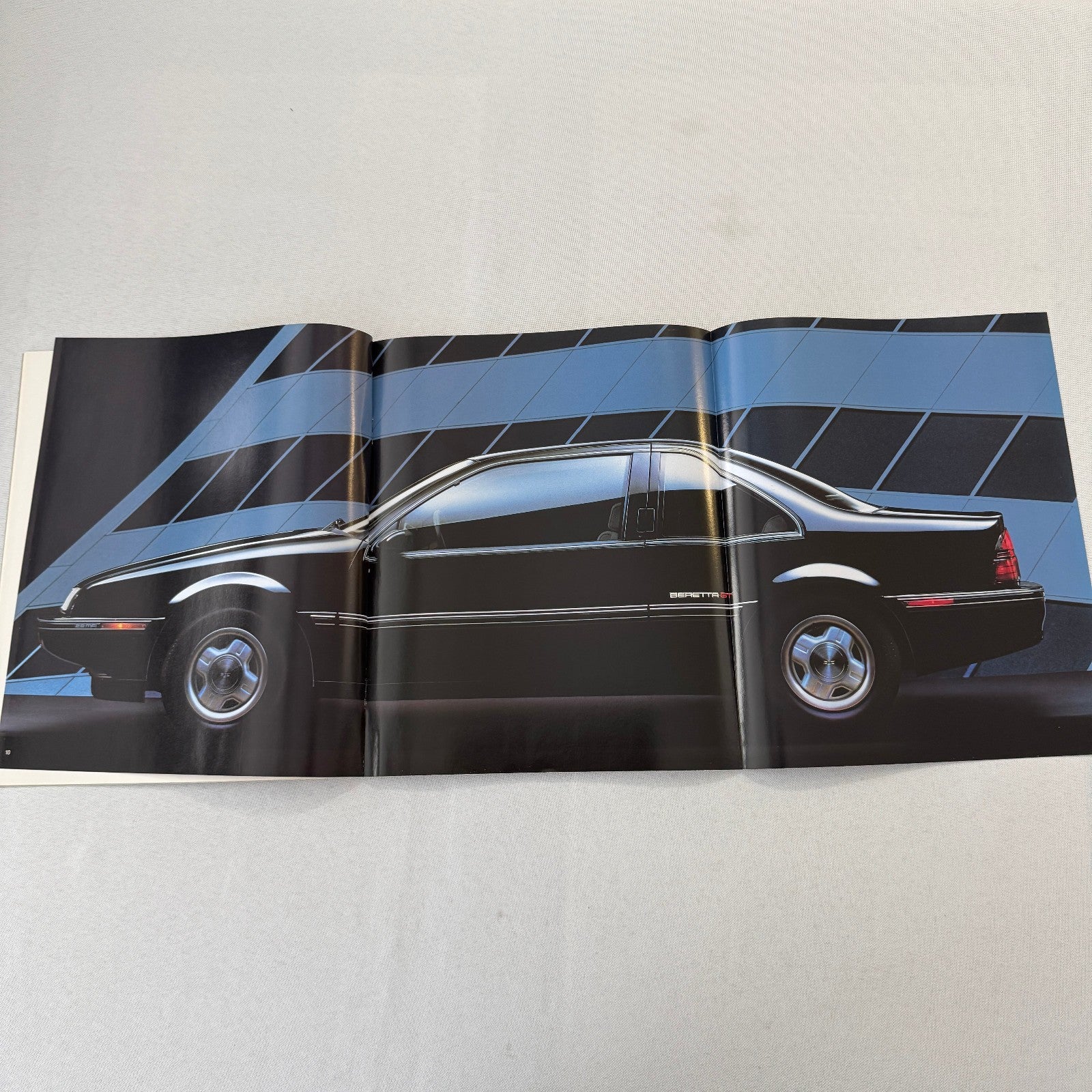 1988 Chevrolet Beretta Car Sales Brochure Catalog Vintage Advertising