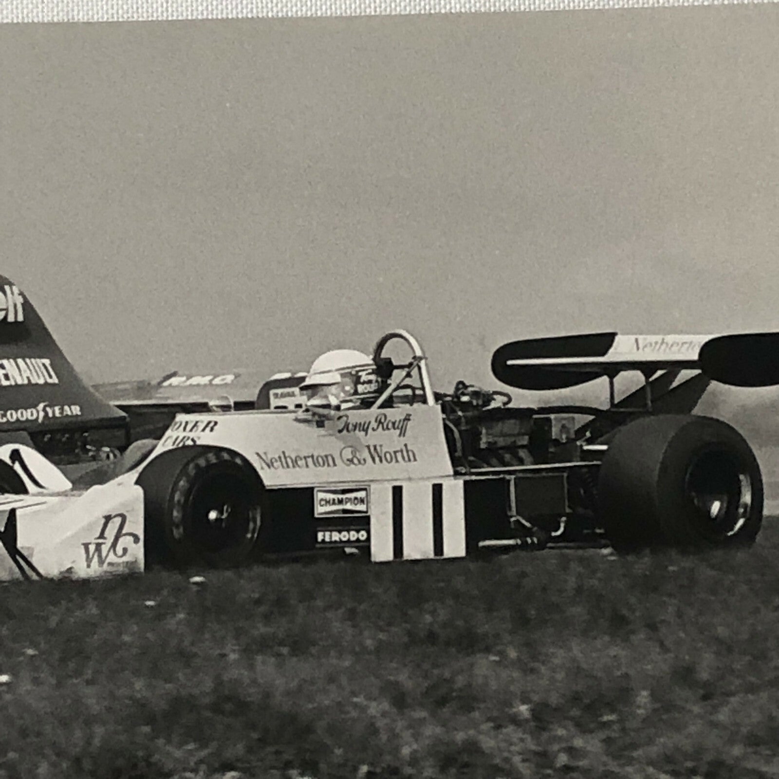 Vintage 1976 Formula 2 F2 Thruxton Grand Prix Racing Photo Photograph ELF Tambay