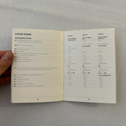 1990 Lancia Thema Technical Data Price List Brochure European German 8.32 Wagon