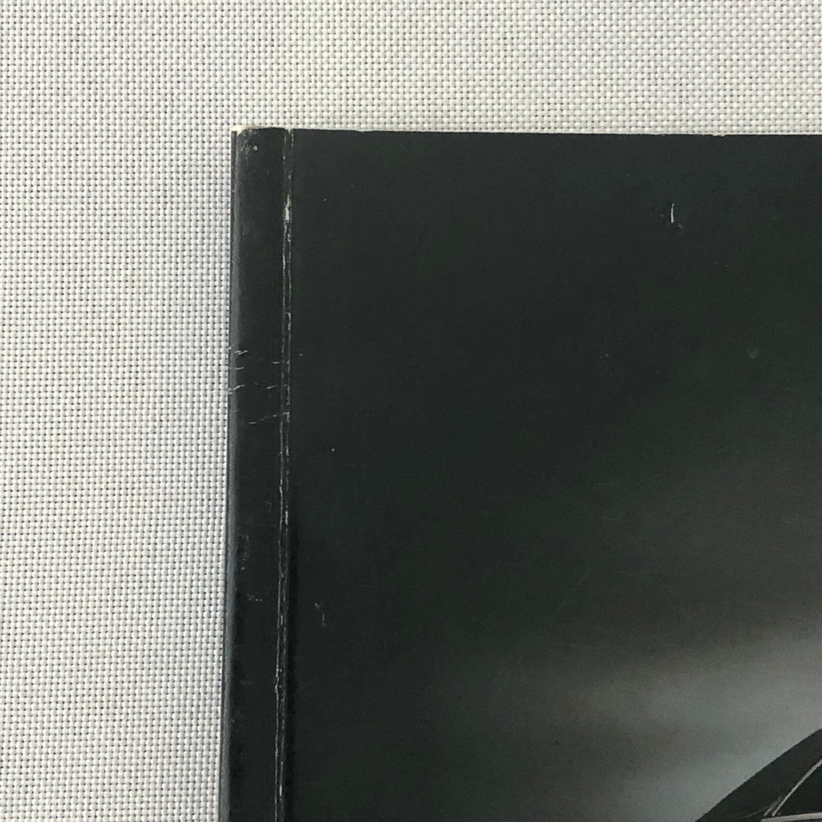 2011 Mercedes CLS Class Sales Brochure Catalog CLS550 CLS63 AMG 550 63