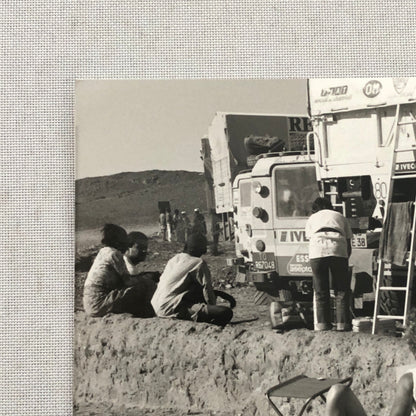 1980 Transafrica Rally Rallye Photo Photograph DPPI Truck Participants Resting