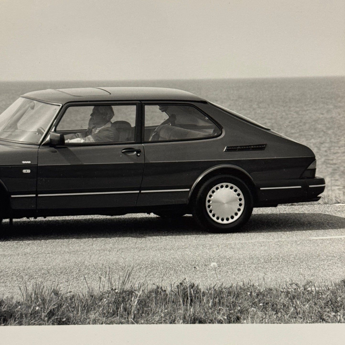 1989 Saab 900i Car Automobile Factory Photo Photograph Print Vintage Saab 900 i