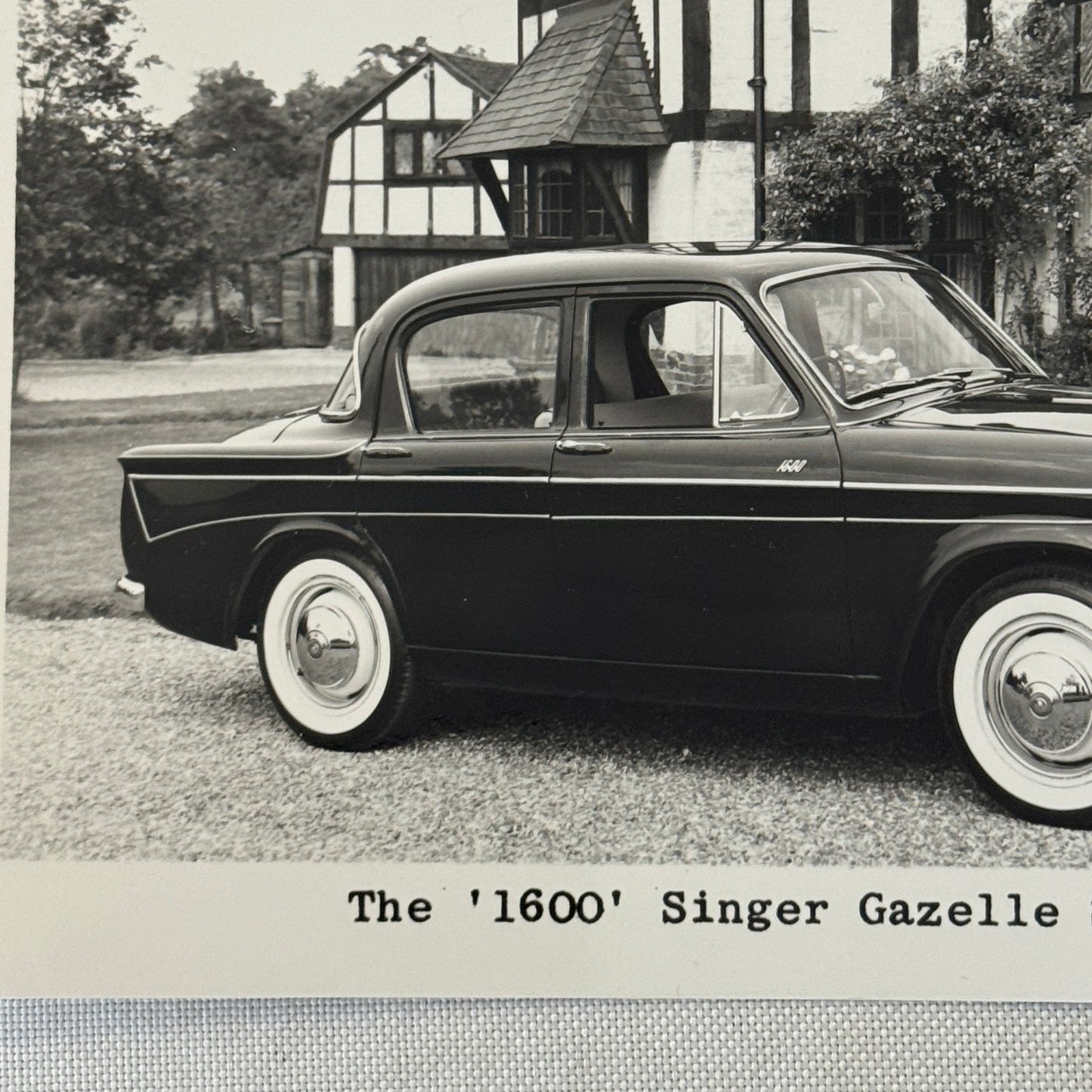 Singer 1600 Gazelle Saloon Car Factory Press Photo Photograph 1961 1962