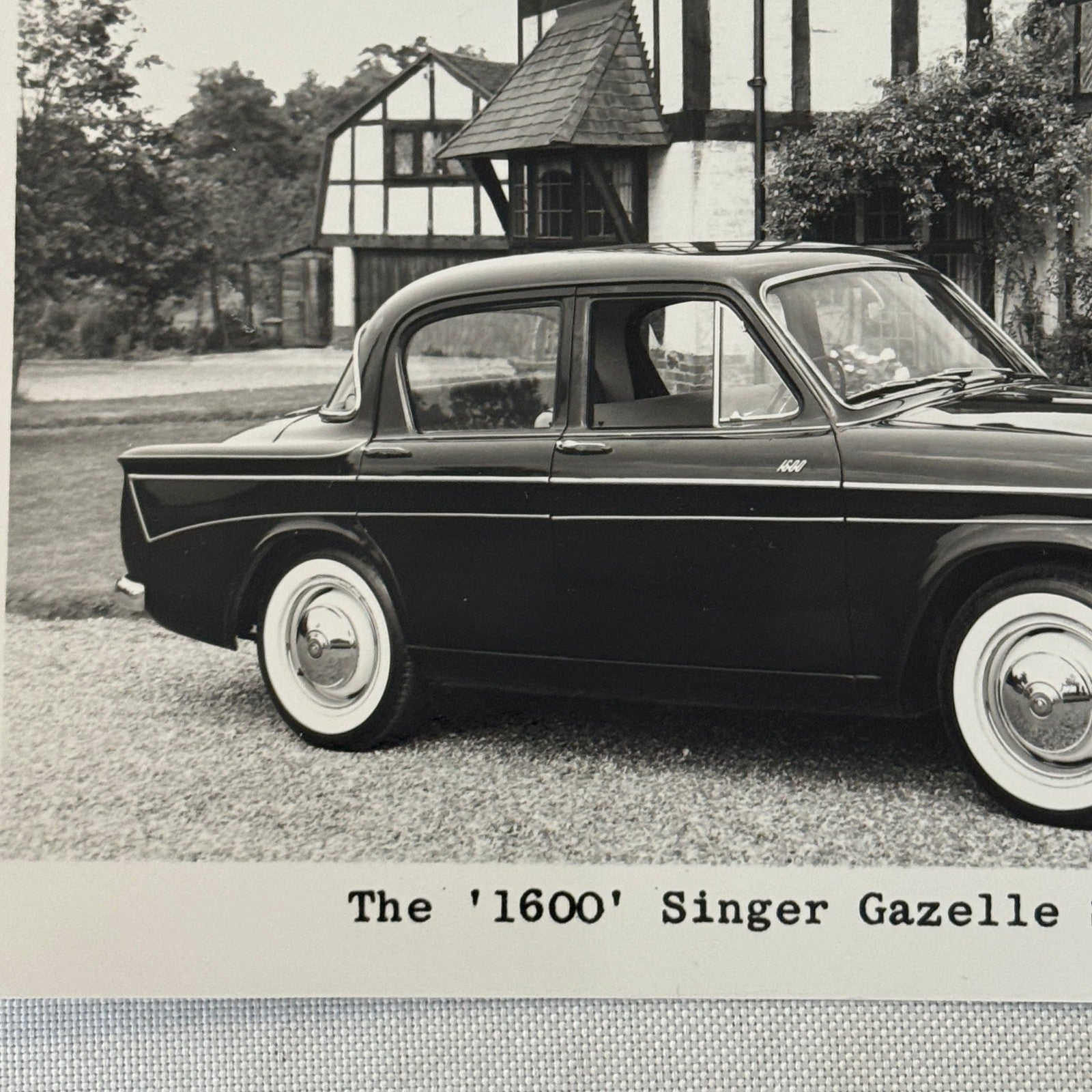 Singer 1600 Gazelle Saloon Car Factory Press Photo Photograph 1961 1962
