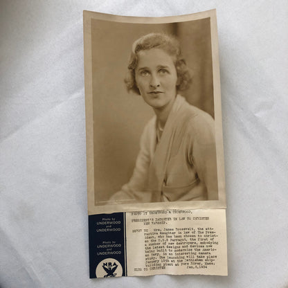 Press Photo Photograph President Franklin Roosevelt Daughter in Law Warship Boat