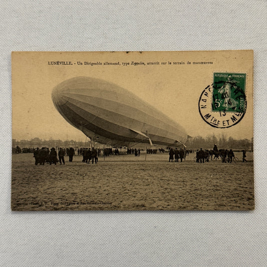 Zeppelin Airship Dirigible Aircraft French Postcard Post Card Vintage