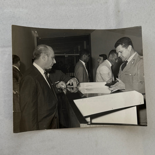 Juan Manuel Fangio Racing Driver Press Photo Photograph Vintage 1963