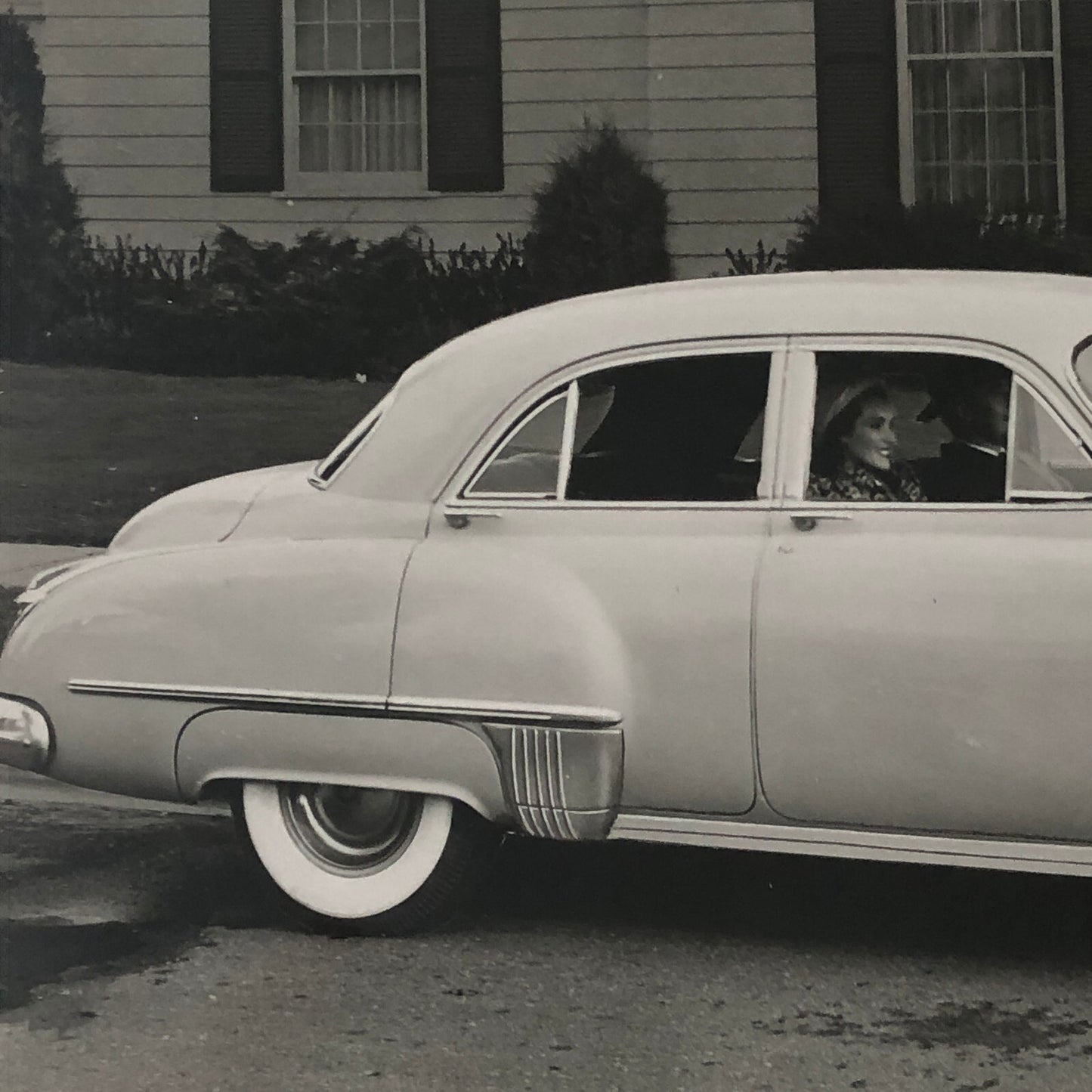 1949 Oldsmobile Series 98 Futuramic Sedan Factory Press Photo Photograph Print