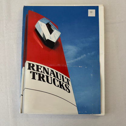 2004 Renault Commercial Truck Press Kit with Photo CD GERMAN