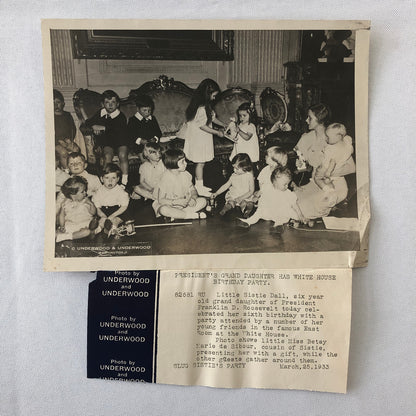 Press Photo Photograph President Franklin Roosevelt Grand Daughter Birthday 1933