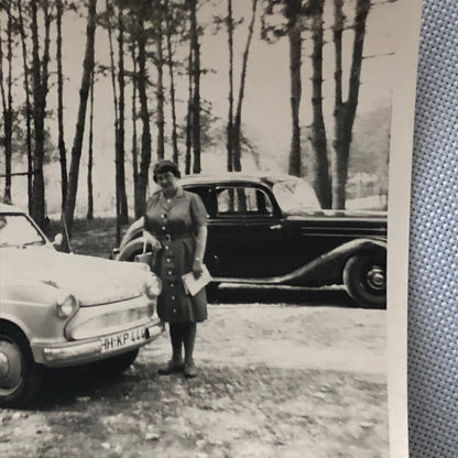 Vintage Photo Photograph Snapshot Woman with Car Automobile AL22SM2