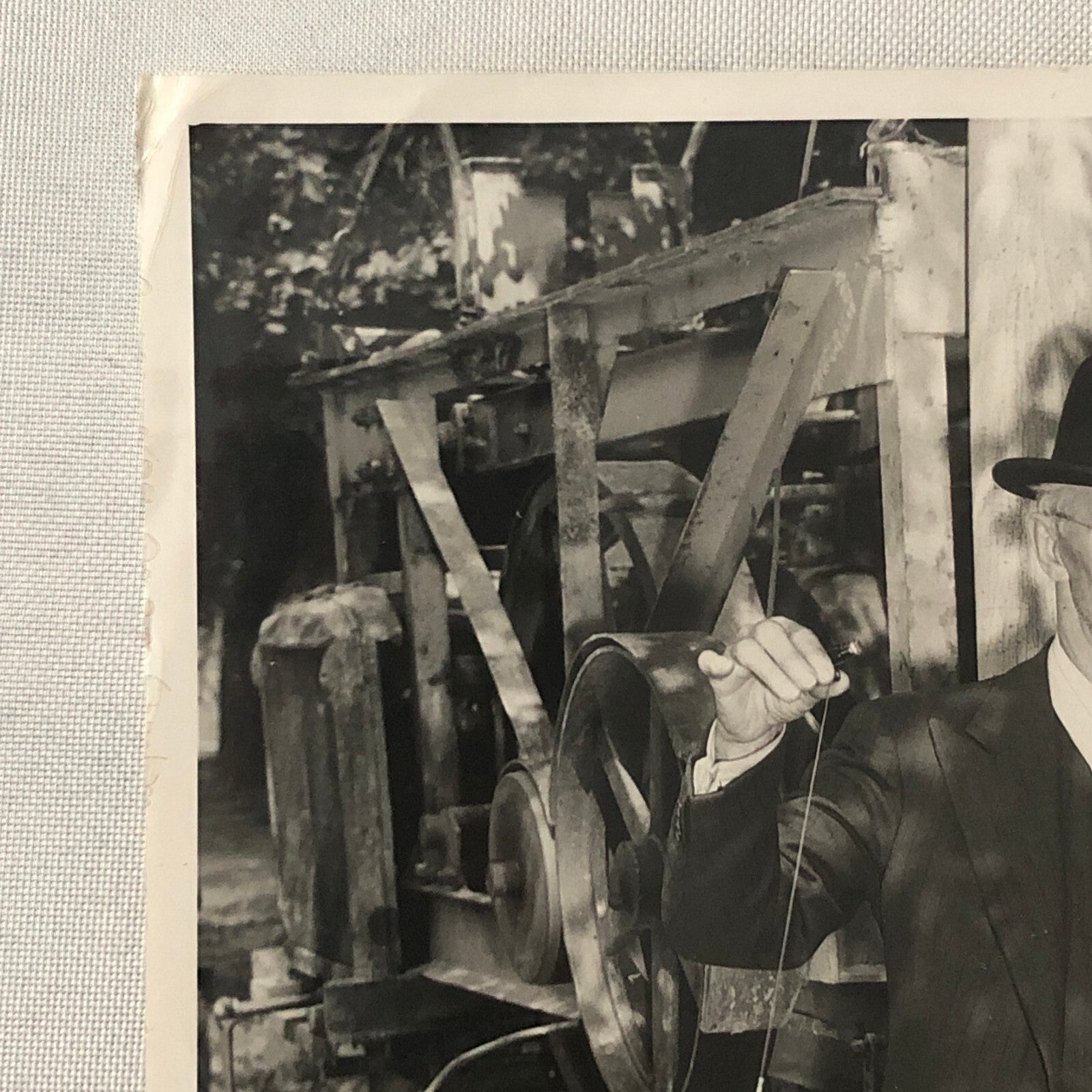 Vintage Press Photo Photograph Print Man Locating Oil using Baguette Toronto