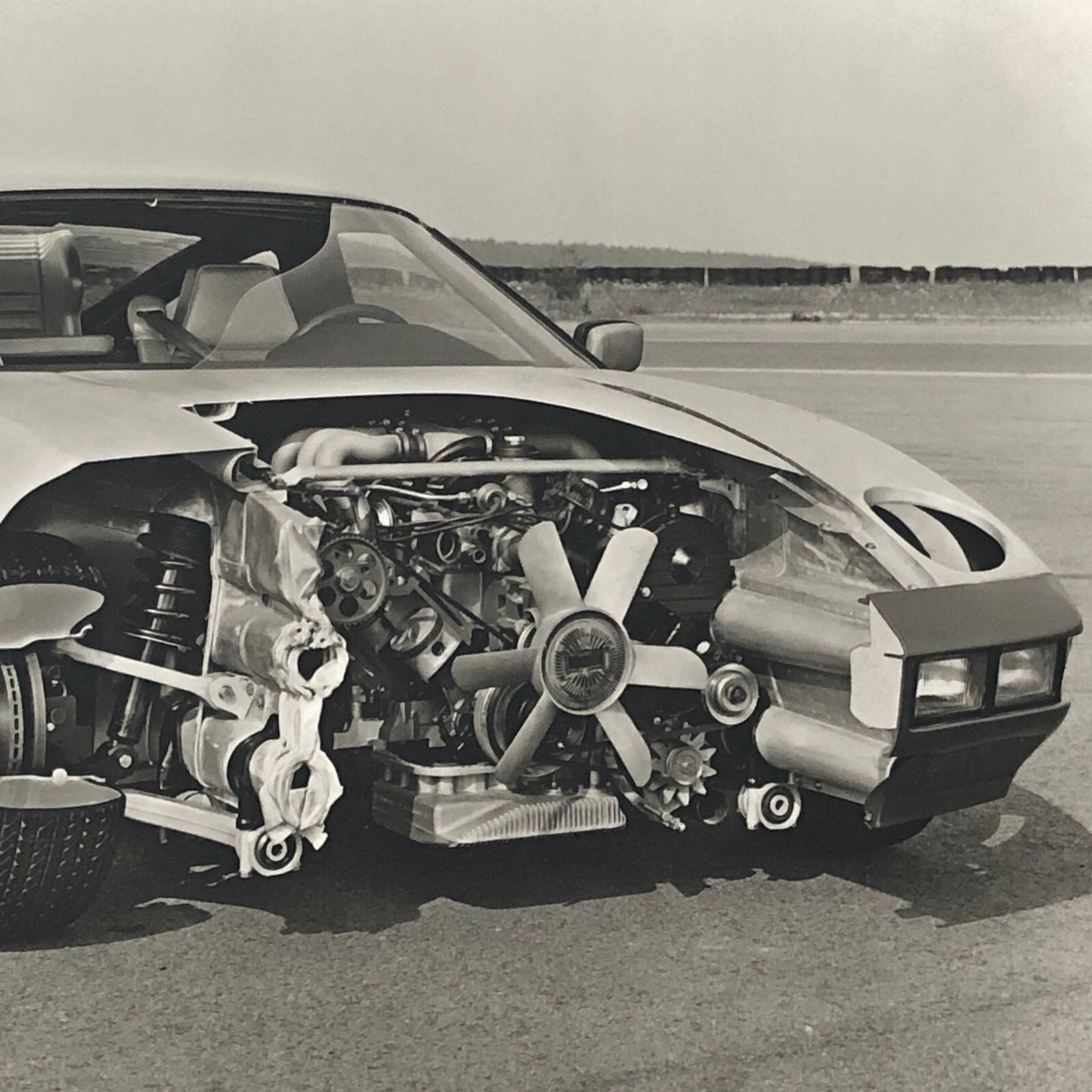 Vintage Porsche 960 Concept Car Factory Press Photo Photograph Werkfoto Cutaway