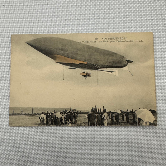 Vintage Zeppelin Airship Dirigible Postcard Post Card French Le Republique