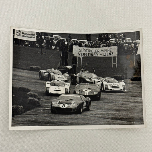 Vintage Racing Photo Ford GT40 Porsche