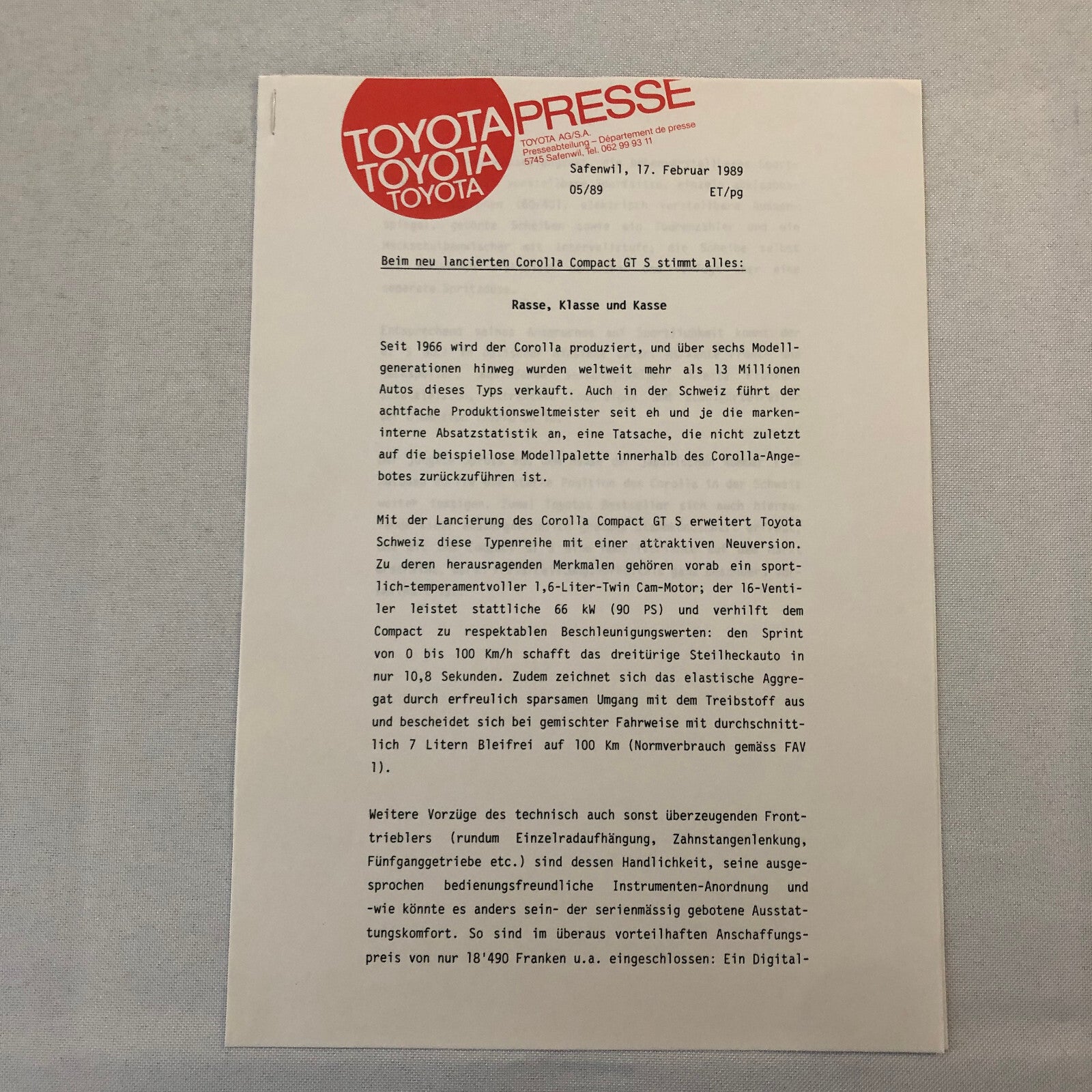 1989 Toyota Press Kit German Brochure Starlet Supra Carina Corolla Photos