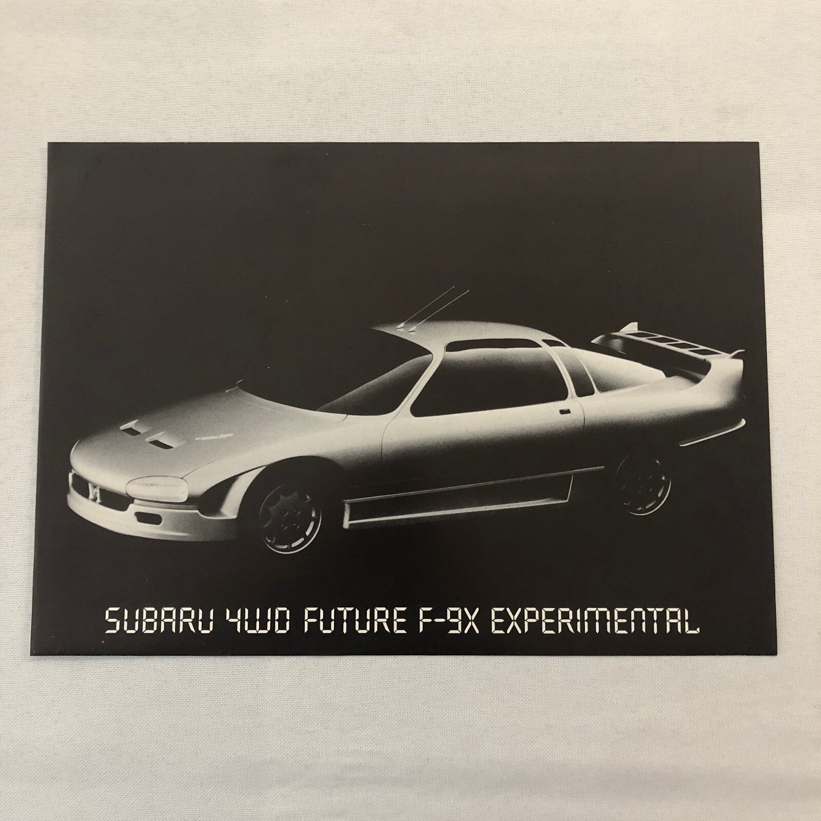Subaru 4WD Future F-9X Experimental Concept Car Prototype Brochure French German