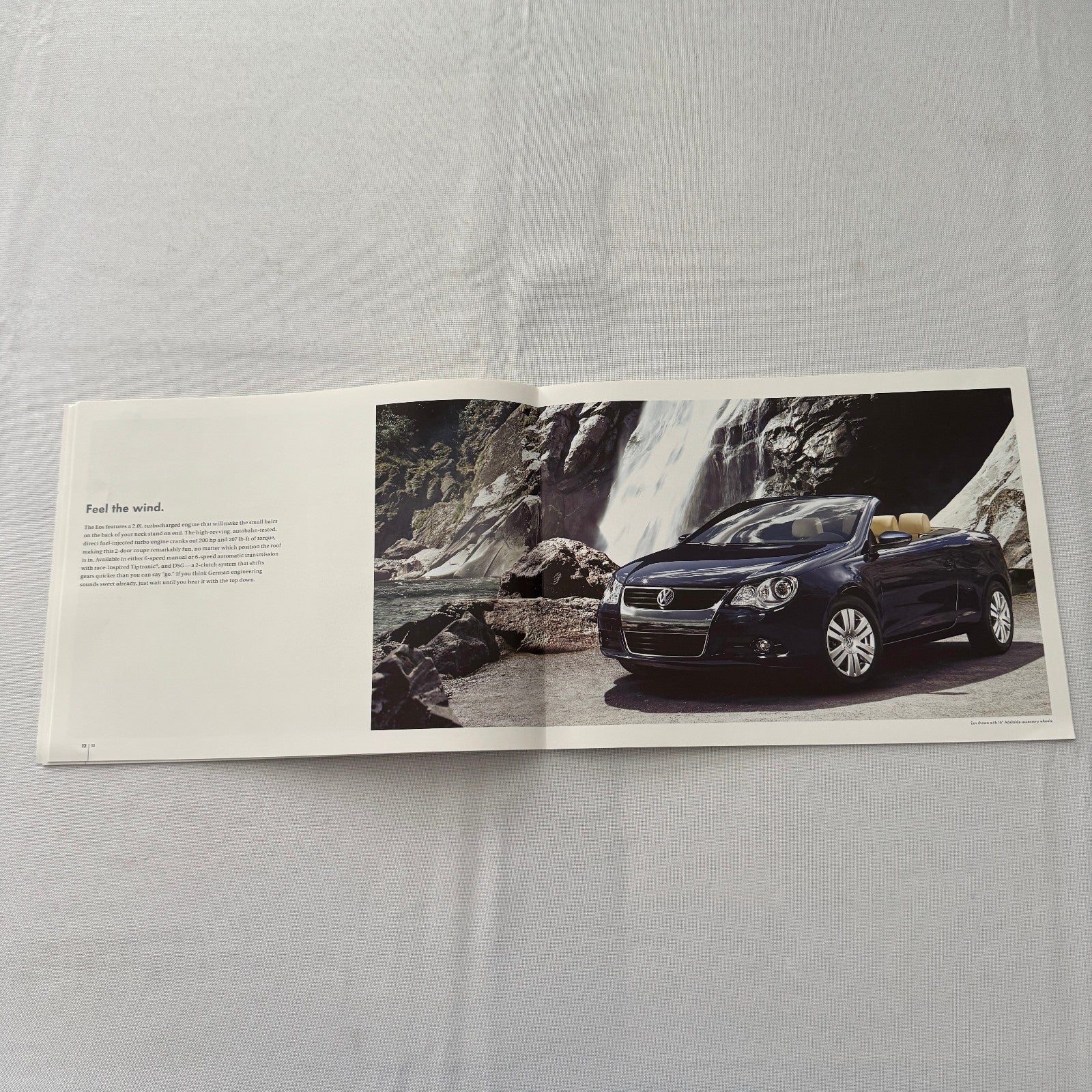 2009 Volkswagen VW Eos Convertible Roadster Sales Brochure Catalog Canadian