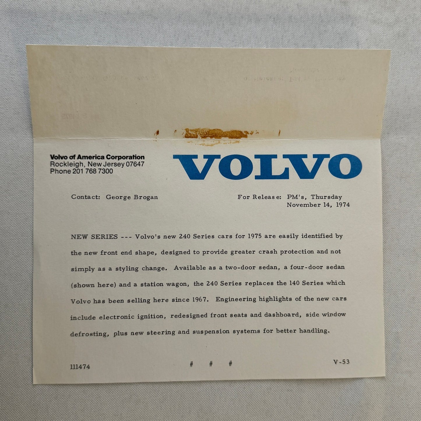 1975 Volvo Press Kit Brochure w/ Photos 164 240 Series Sedan Station Wagon 