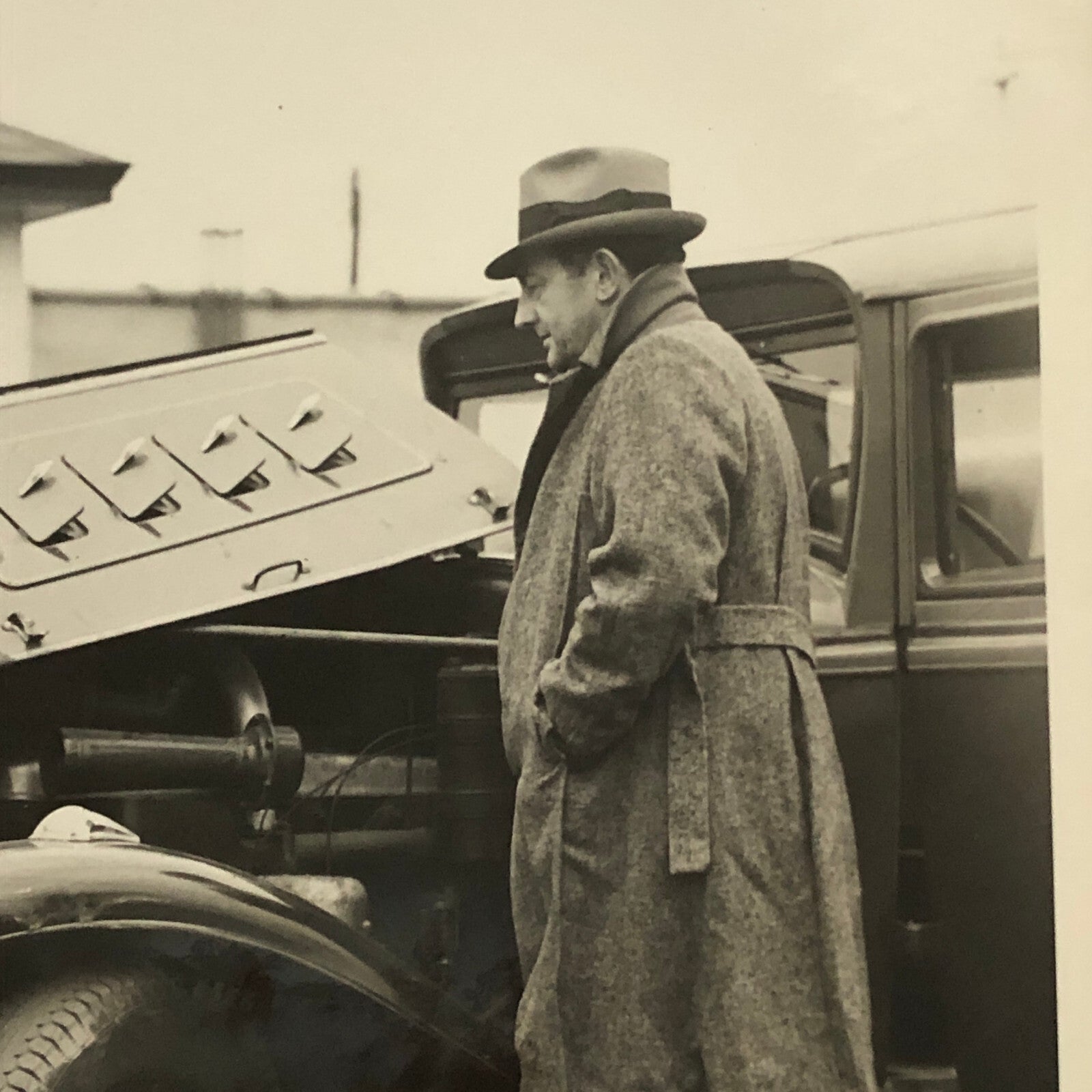 Press Photo Photograph Car Automobile at Service Garage Keystone Underwood