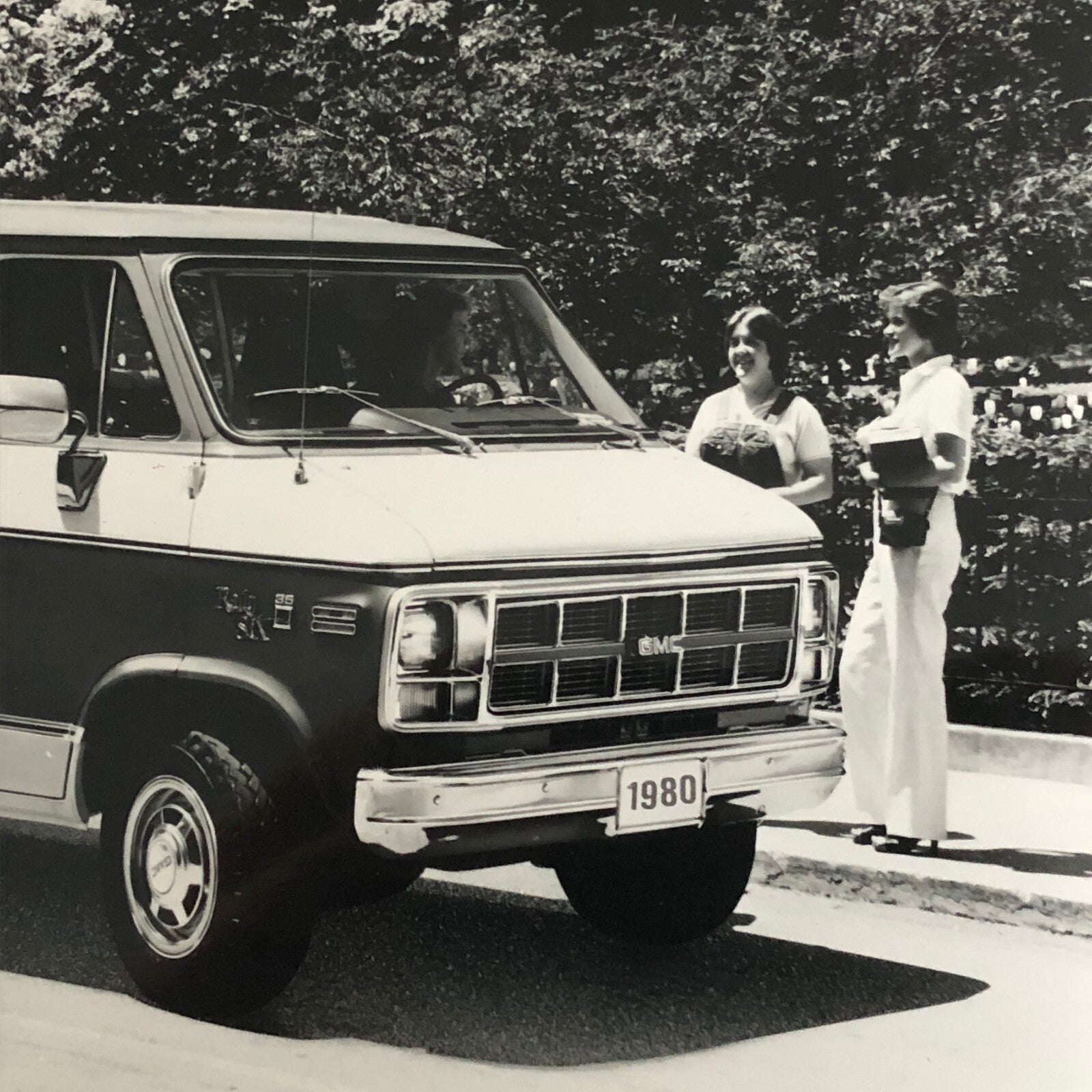 1980 GMC Rally Wagon Van Truck Press Photo Photograph Print