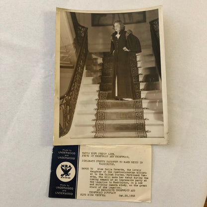 Vintage Press Photo Photograph Wife of Czechoslovakia Diplomat Daughter 1933