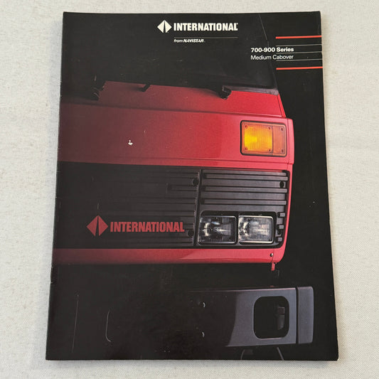 International Truck 700 and 900 Series Medium Cabover Sales Brochure Catalog