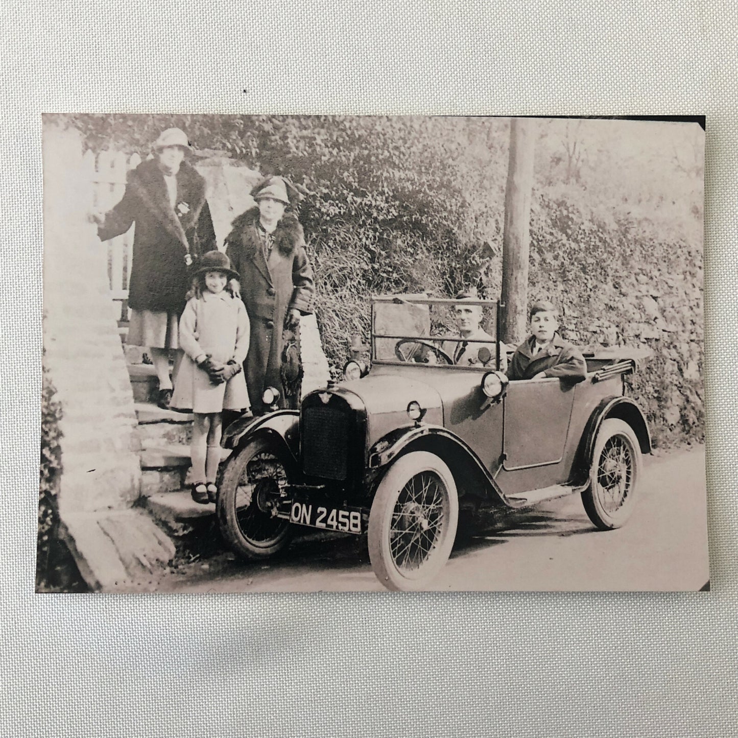 Lot of 7 Photo Photograph Prints - Vintage Car Autombile Esso Gas Station + 