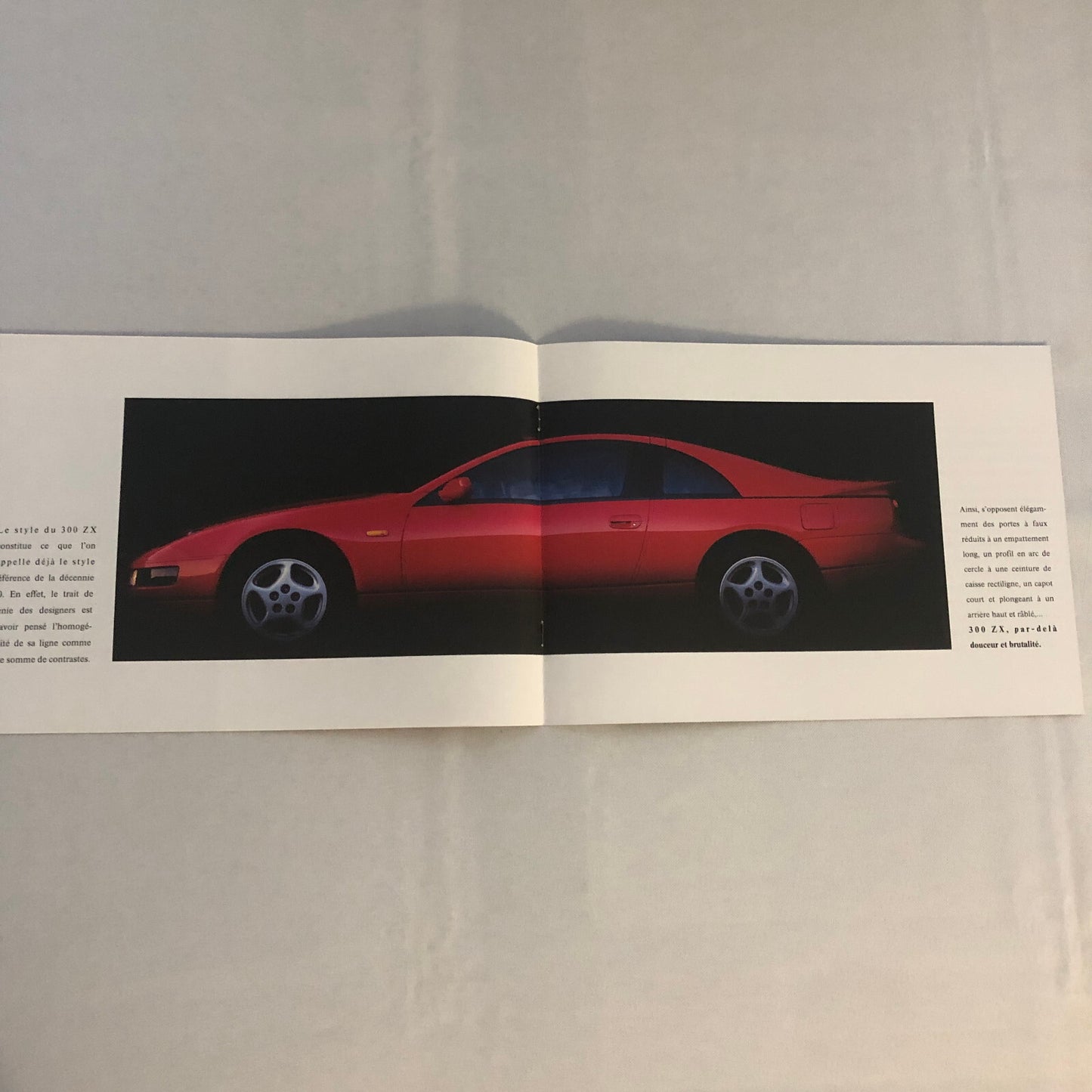 Vintage Nissan 300ZX Car Sales Brochure Catalog 300 ZX FRENCH Text European