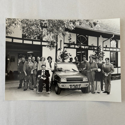 1981 Renault Disabled Driver Car Press Kit Brochure Photos Renault 5 18 Fuego