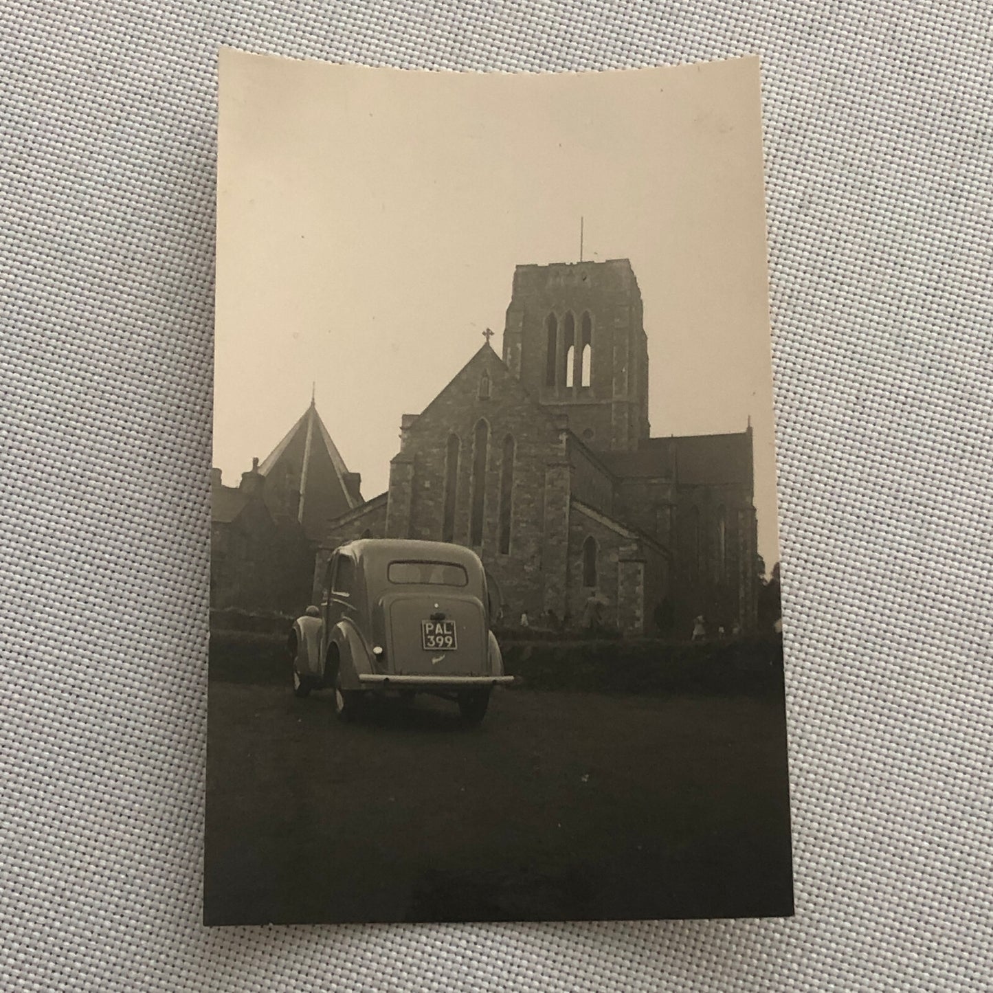 Vintage Photo Photograph Lot People Car Automobile Church AL22SM1