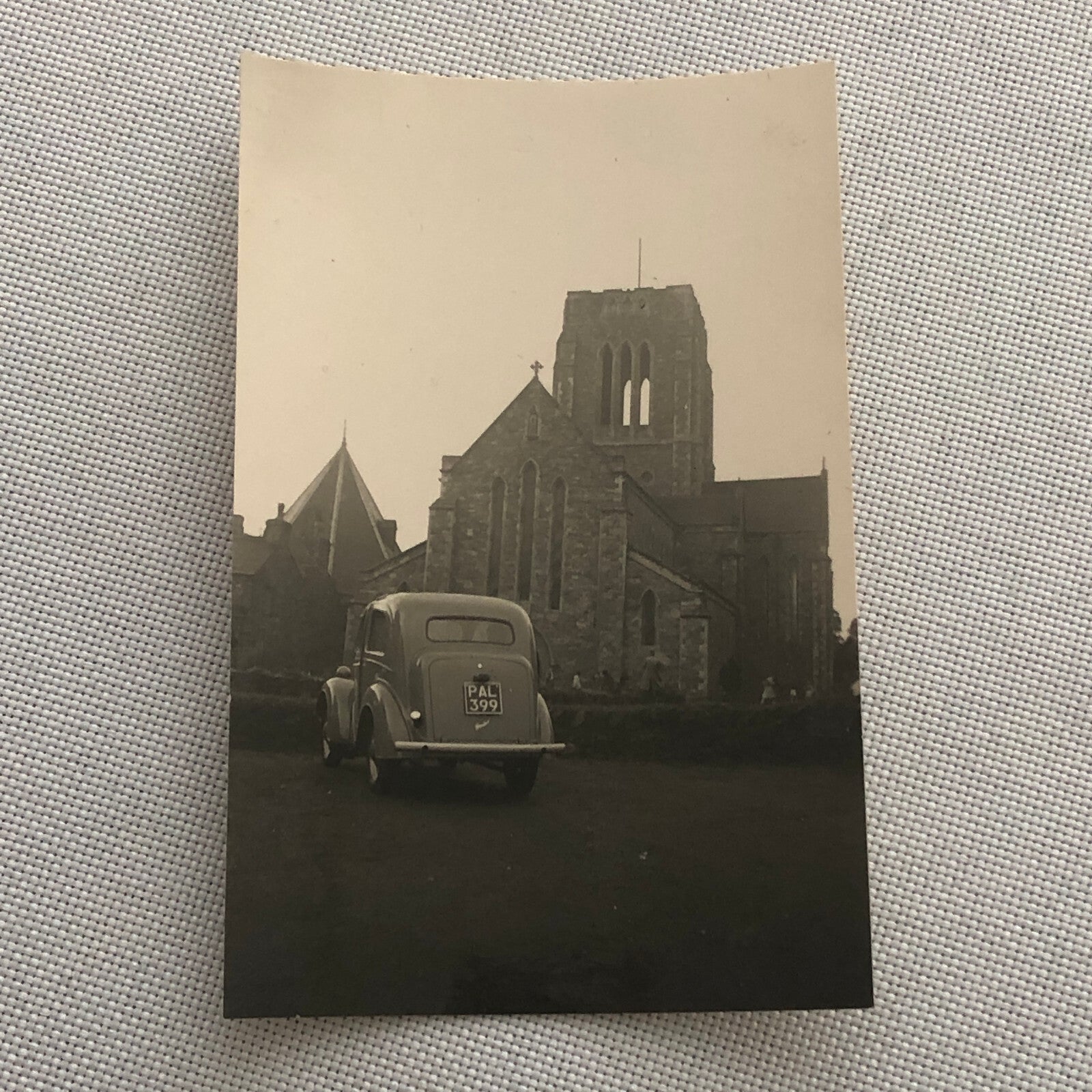 Vintage Photo Photograph Lot People Car Automobile Church AL22SM1