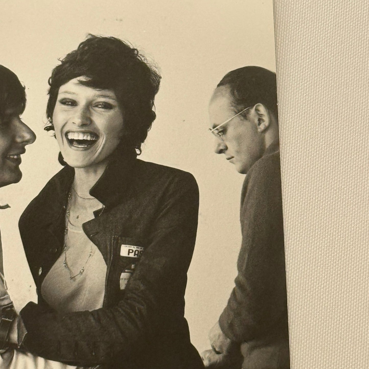 Vintage Racing Photo 1972 Jarama F2 Race JP Jarier Jean-Pierre Jarier Girlfriend