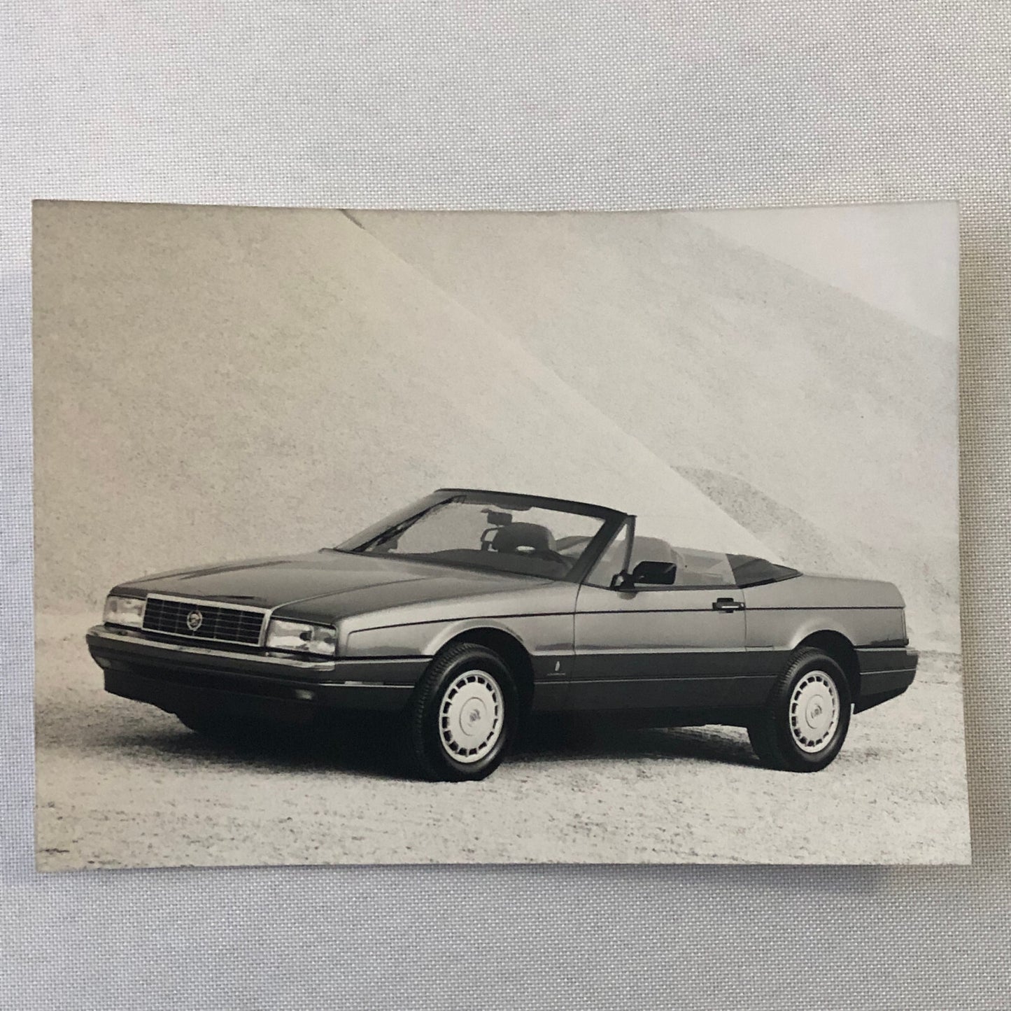1987 Pininfarina Press Kit Ferrari F40 Alfa Romeo 164 Cadillac Allante Peugeot