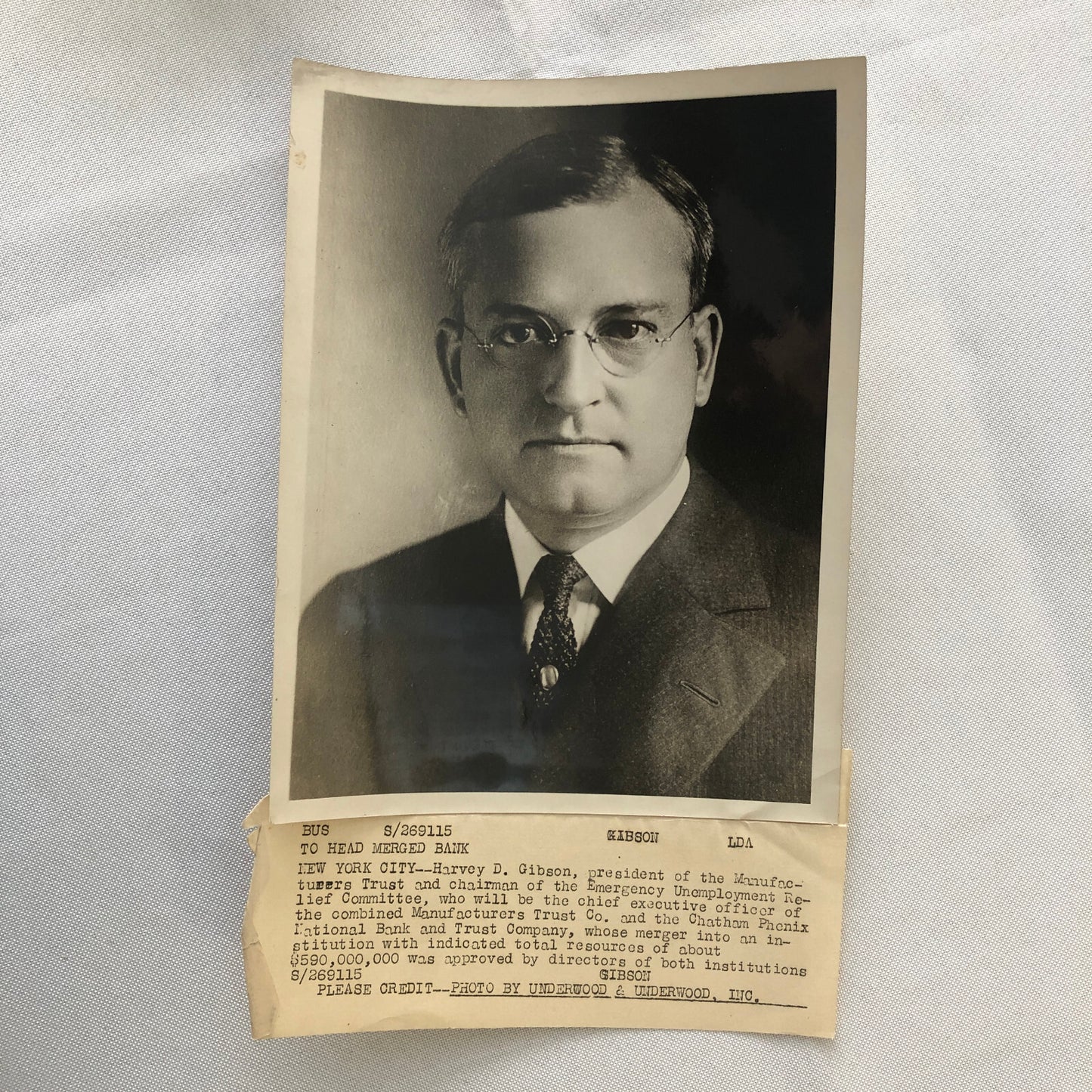 Press Photo Photograph Banker Banking Executive Manufacturers Trust Merger