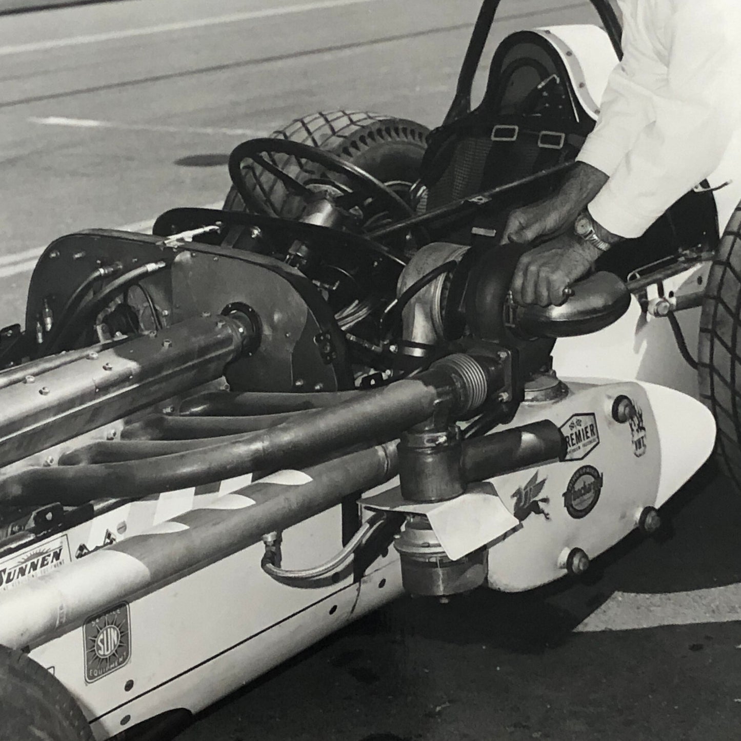 Indy Indianapolis 500 Racing Photo Photograph Offenhauser Engine 1960s