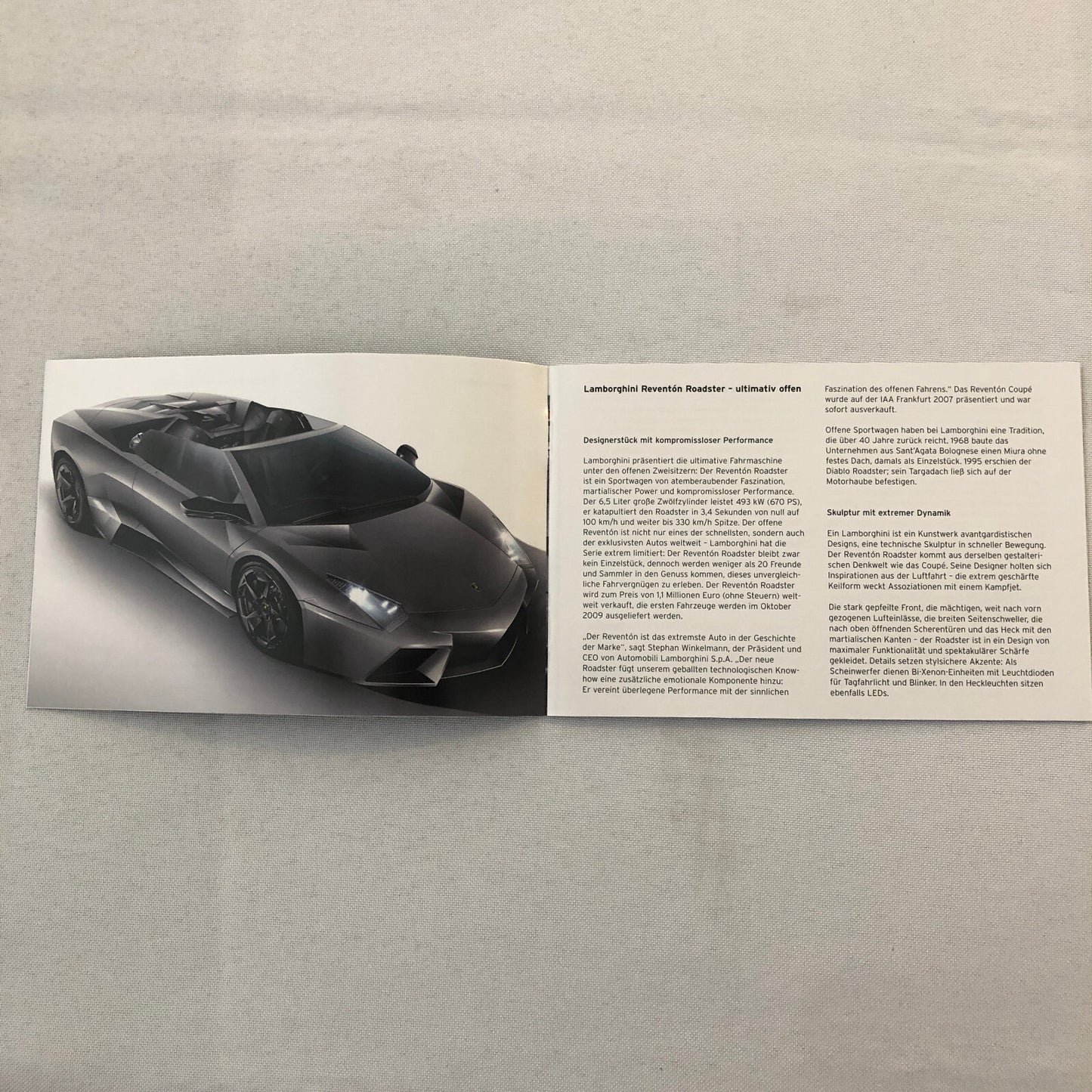 Lamborghini Reventon Roadster Press Kit Brochure CD GERMAN Text