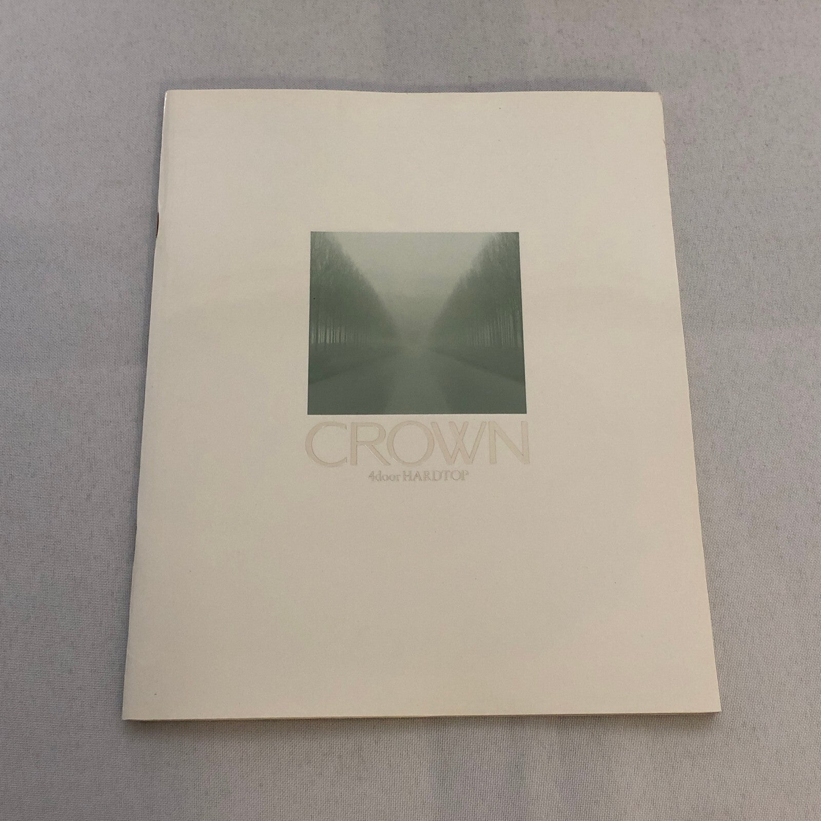 Toyota Crown Car Sales Brochure Catalog Advertising Japanese Text JDM