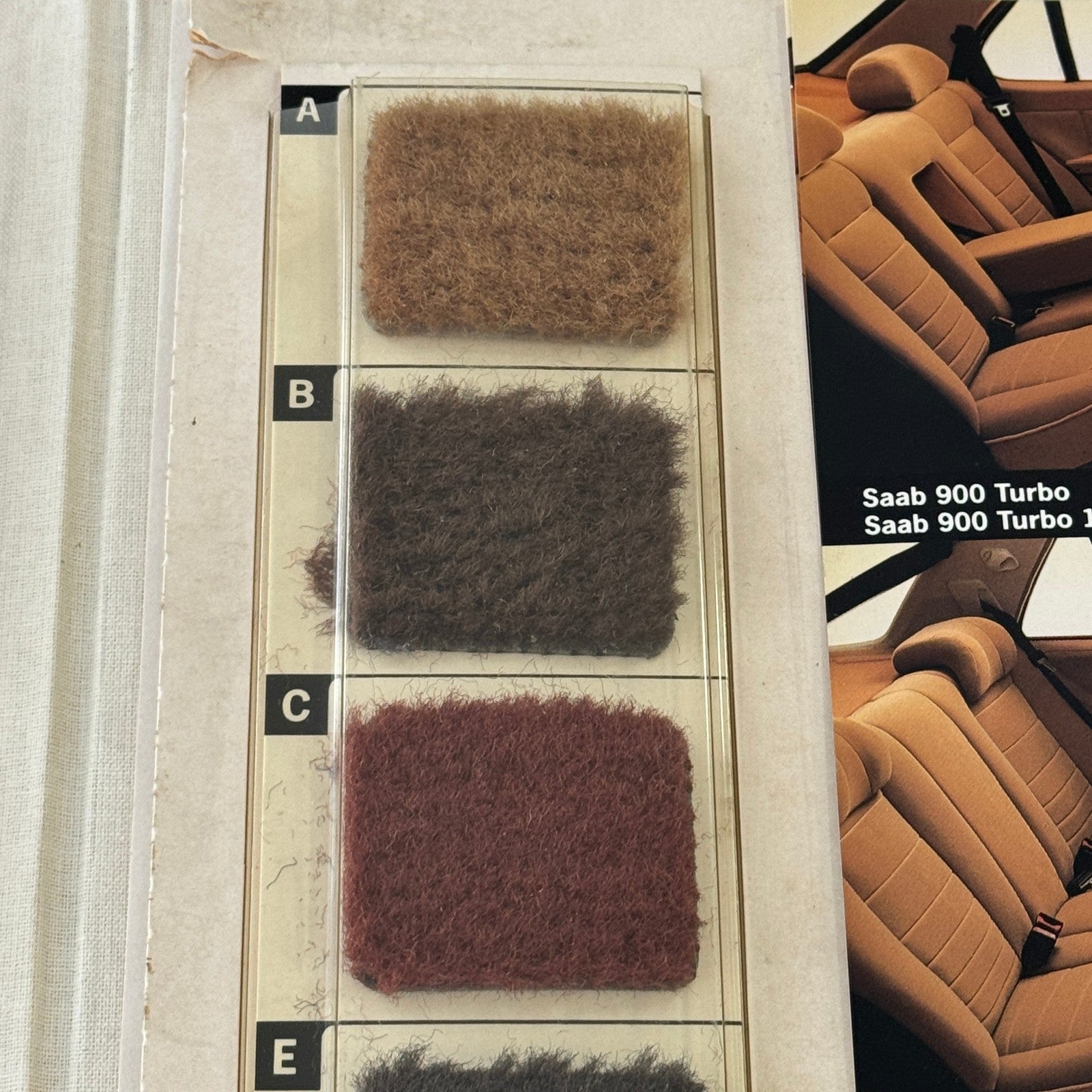 1988 Saab 900 and 9000 Colour & Upholstery Showroom Album Saab 900 Turbo GERMAN