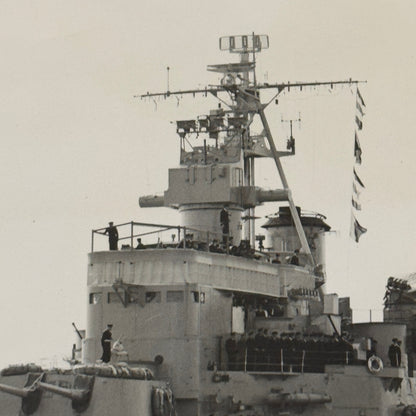 Royal Canadian Military Ship HMCS Quebec Press Photo Photograph 1952 Boat
