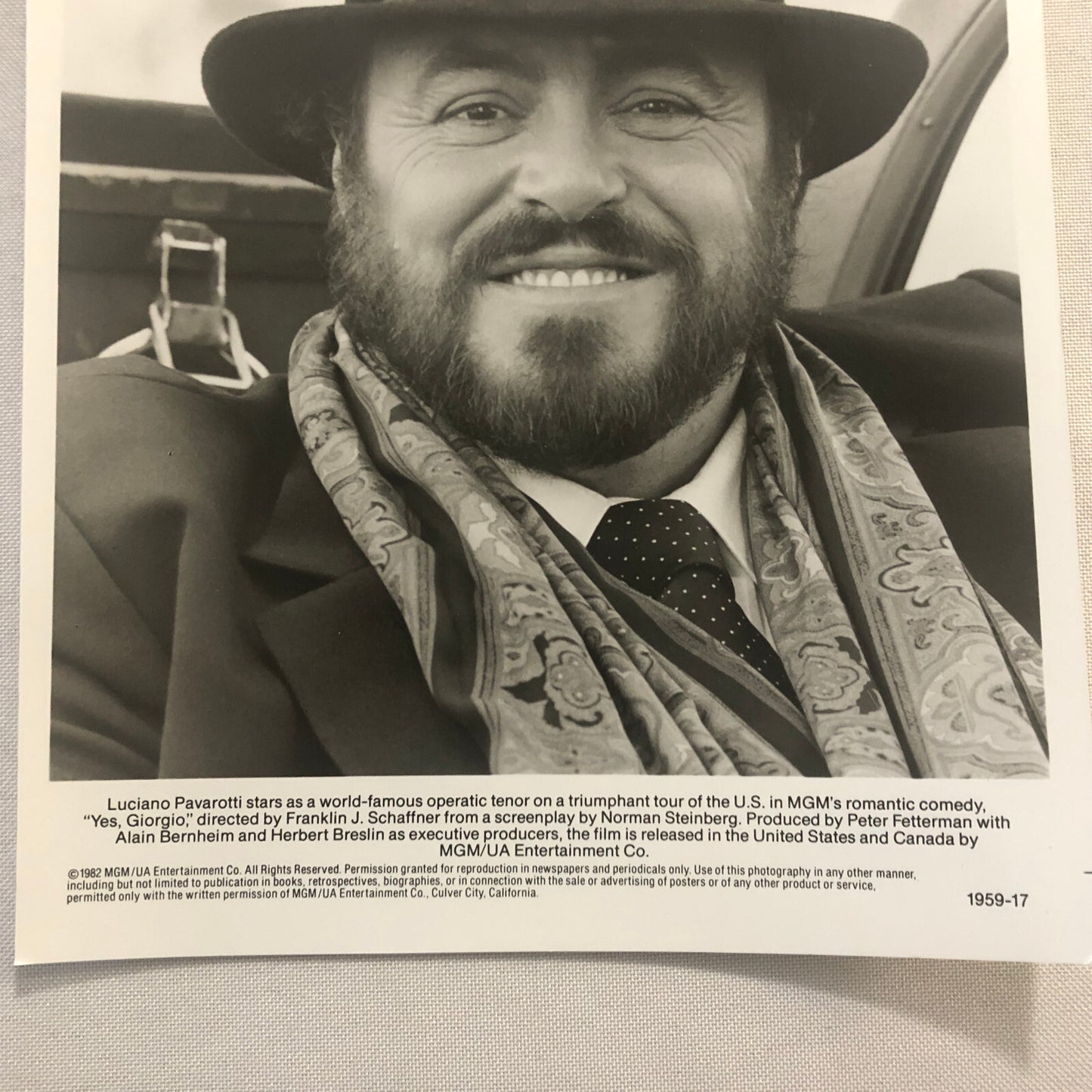 Luciano Pavarotti Opera Singer Tenor Press Photo Photograph Print 1982