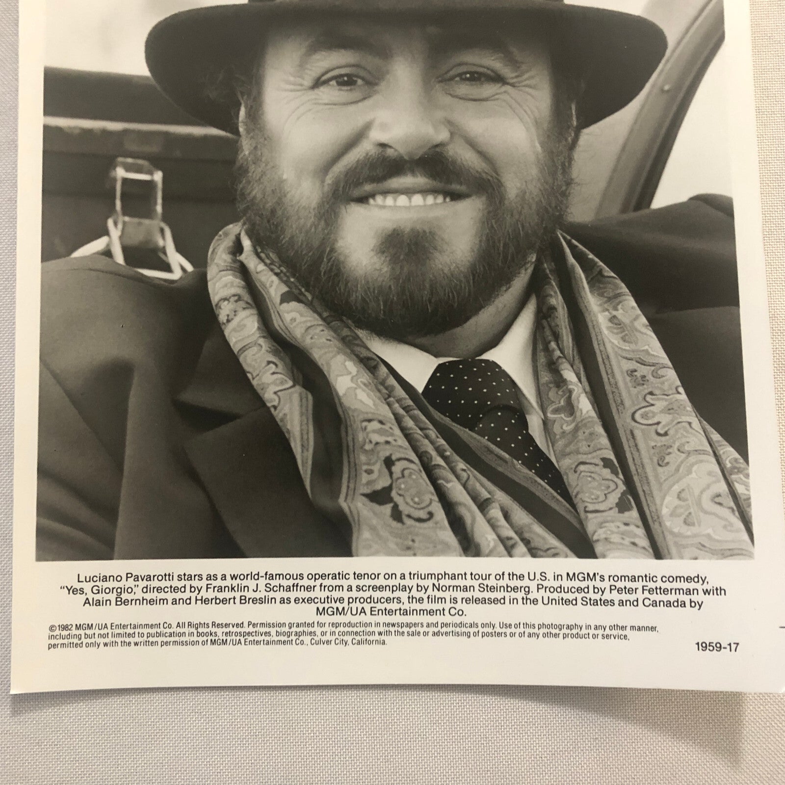 Luciano Pavarotti Opera Singer Tenor Press Photo Photograph Print 1982
